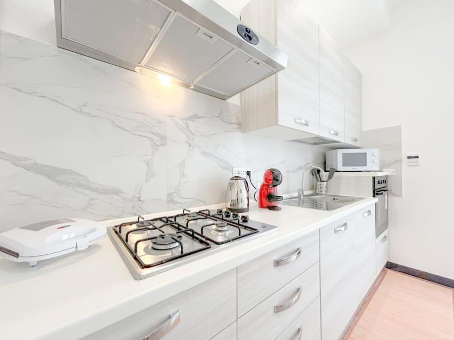 Elegant Apartment - Wifi - Smart Tv - Netflix เจนัว ภายนอก รูปภาพ
